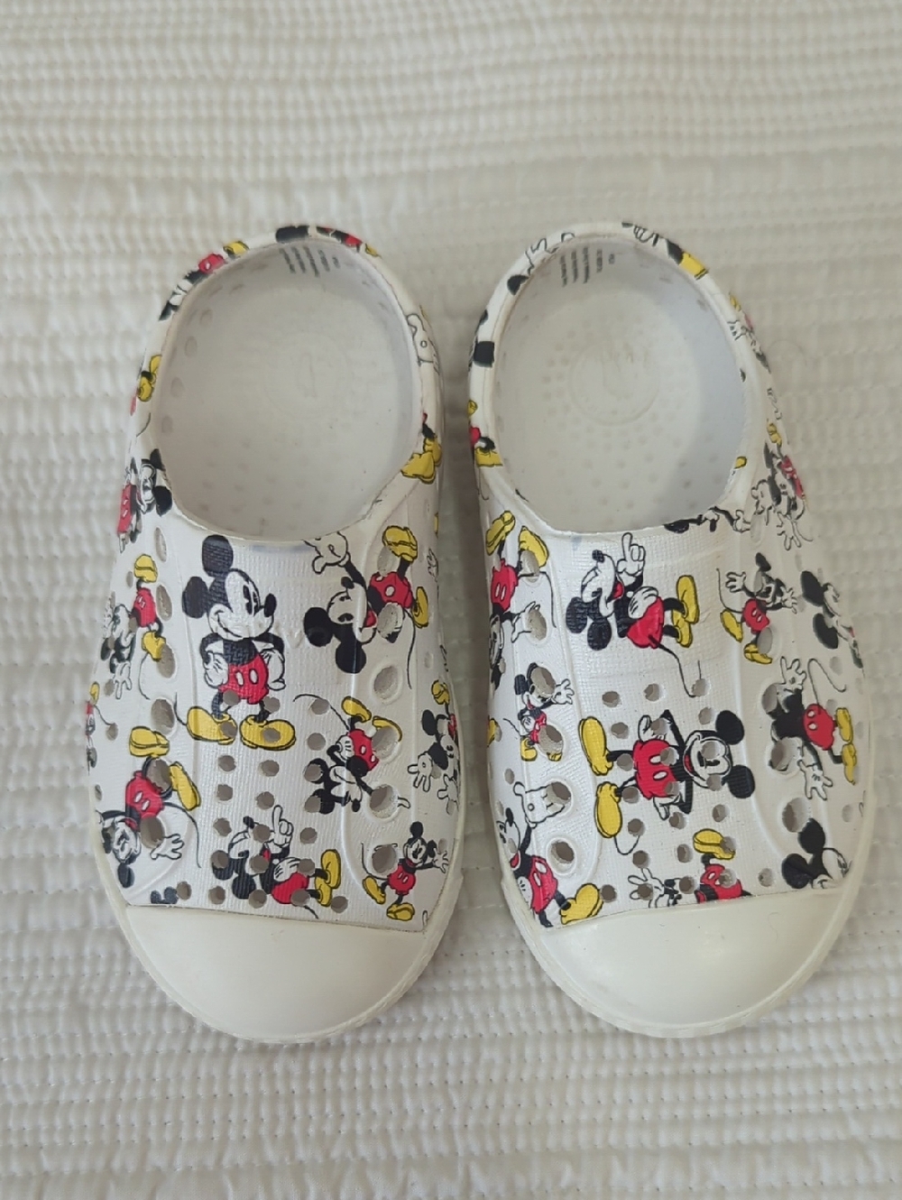 Kids White Mickey Print Slip-On Shoes